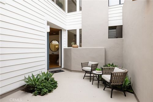 741 Marlin, Laguna Beach, CA, 92651-4146 | Card Image