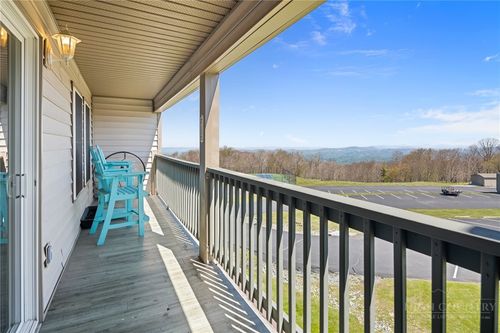 3310-301 Pinnacle Inn Rd, Beech Mountain, NC, 28604-7479 | Card Image