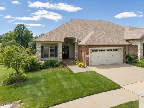 5910 Screaming Eagle Ln, COLUMBIA, MO, 65201-7633 | Card Image