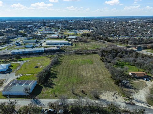 401 N Newark St, Decatur, TX, 76234-3153 | Card Image