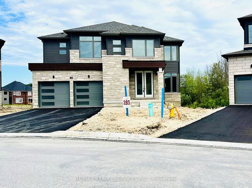 13 Del Ray Cres, Wasaga Beach, ON, L9Z0N7 | Card Image