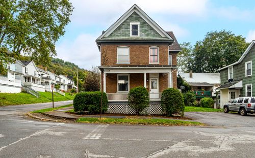 323 E Cherry St, Clearfield, PA, 16830-2318 | Card Image