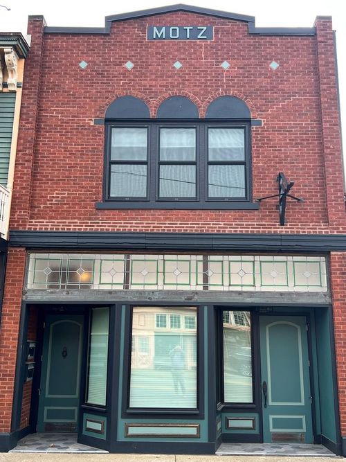 255 W Main St, Loudonville, OH, 44842-1135 | Card Image