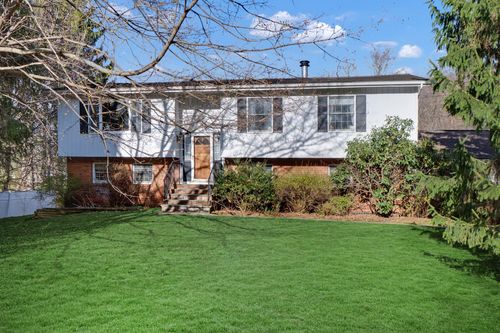 14 Ashley Ln, Cold Spring, NY, 10516-3519 | Card Image