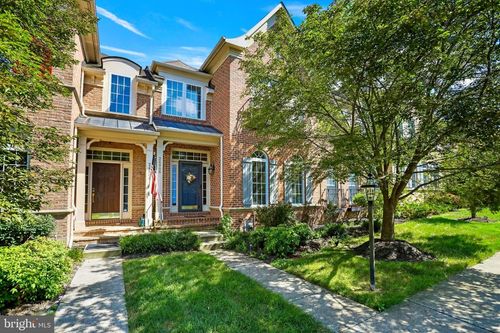 24906 Earlsford Dr, CHANTILLY, VA, 20152-4386 | Card Image