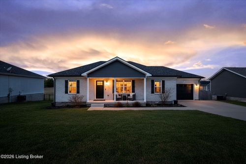 105 Redwood Dr, Bardstown, KY, 40004-6790 | Card Image