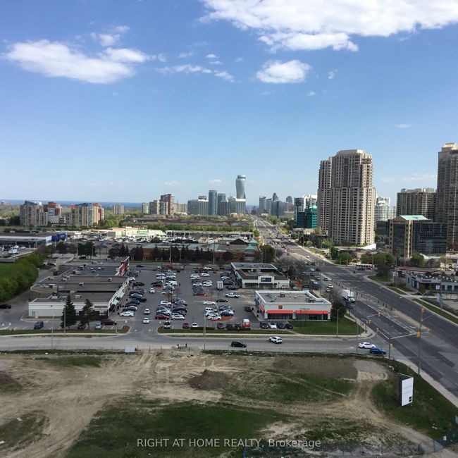 1519 - 8 Nahani Way, Condo with 2 bedrooms, 2 bathrooms and null parking in Mississauga ON | Image 11
