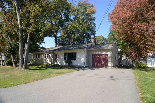311 Mckinley Rd, Portsmouth, NH, 03801-5724 | Card Image