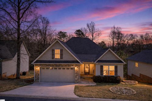871 Affirmed Dr, Boiling Springs, SC, 29316-8003 | Card Image
