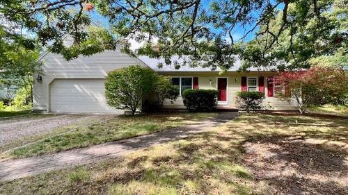 16 Commons Way, Brewster, MA, 02631-2608 | Card Image