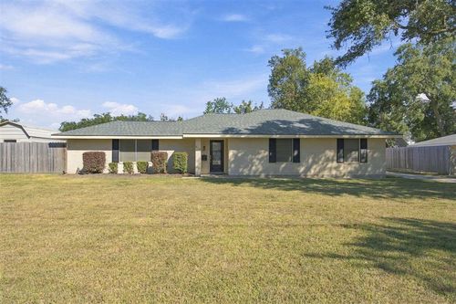 618 Contour Dr, Lake Charles, LA, 70605-5510 | Card Image