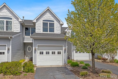 931 W Savidge St, Spring Lake, MI, 49456-1697 | Card Image