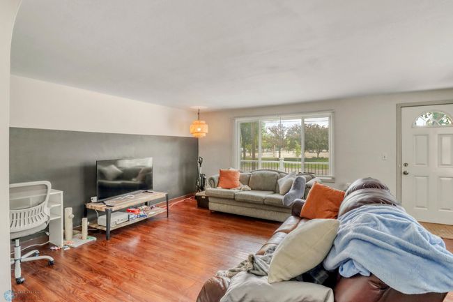 Downstairs unit living1_2.JPG | Image 17