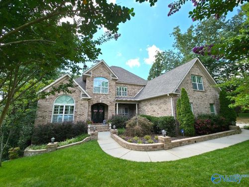 39 Verdant Cir Se, Huntsville, AL, 35803-1980 | Card Image