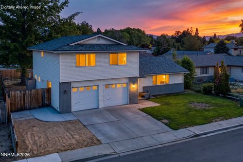 991 Desert View Dr, Sparks, NV, 89434-3910 | Card Image