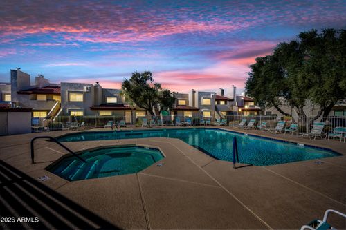 211-2020 W Union Hills Dr, Phoenix, AZ, 85027-5801 | Card Image