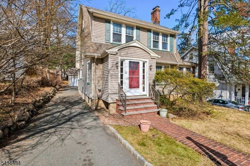 43 Ridgeview Ave, West Orange, NJ, 07052-4315 | Card Image