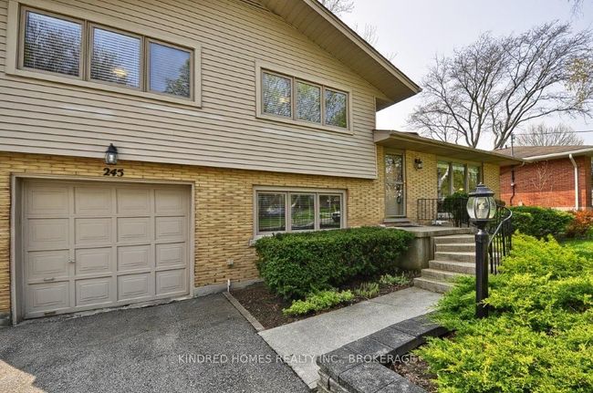 245 Forest Hill Dr, House other with 3 bedrooms, 2 bathrooms and 5 parking in Kitchener ON | Image 4