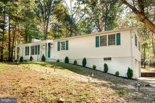 36 White Oak Dr, CARLISLE, PA, 17015-9169 | Card Image