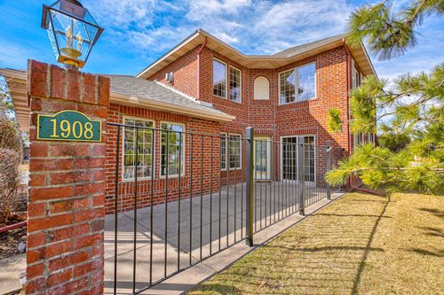 1908 Hunter Hill Rd, HUDSON, WI, 54016-5832 | Card Image