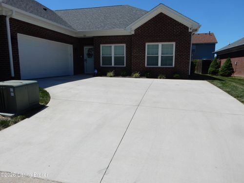 15-211 Bullitt Creek Dr, Shepherdsville, KY, 40165 | Card Image