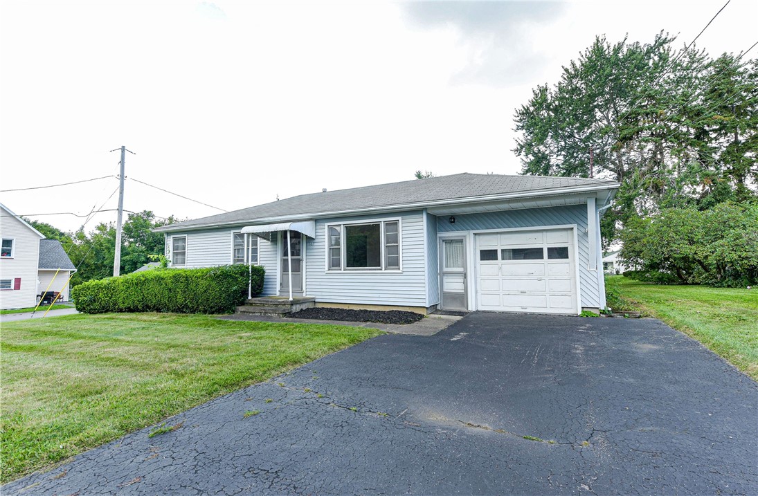 Bennett Ave, Rochester, NY 14609