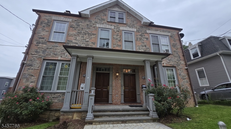 Residential Lease in Dover Town