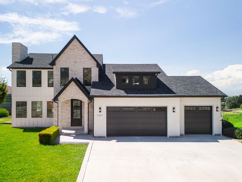 1253 W 3100 S, Nibley, UT, 84321-7135 | Card Image