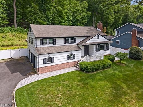 45 Molly Stark Dr, Morristown, NJ, 07960-5140 | Card Image