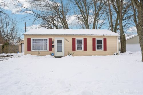 1777 Kylemore Dr, Xenia, OH, 45385-3951 | Card Image