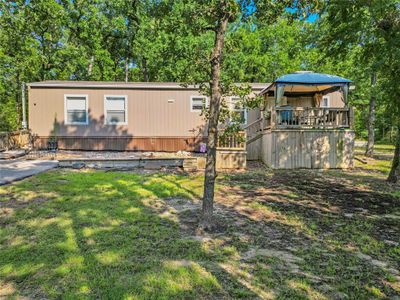 82 Sunrise Loop, House other with 2 bedrooms, 2 bathrooms and null parking in Huntsville TX | Image 2