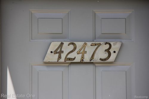 42473 Lilley Pointe Dr, Canton, MI, 48187-3844 | Card Image