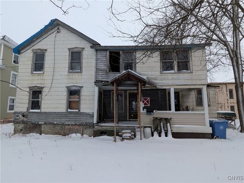 75 Pomeroy St, Cortland, NY, 13045-2740 | Card Image