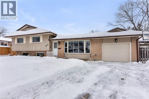 6970 Concord Cres, Niagara Falls, ON, L2G5G6 | Card Image