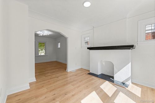 16199 Stansbury St, Detroit, MI, 48235-4535 | Card Image