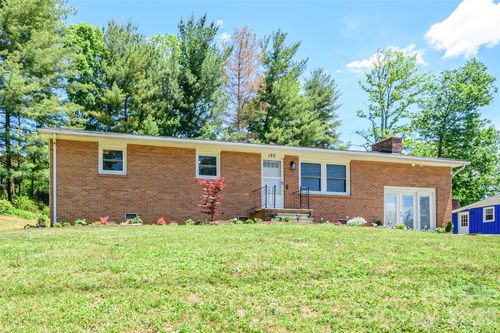 155 Chestnut Pl, Arden, NC, 28704-2902 | Card Image