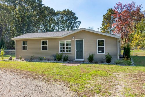 71212 State Line Road, Ontwa Township, MI, 49112 | Card Image