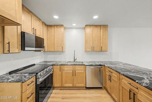 6-141 N Date, Mesa, AZ, 85201-6439 | Card Image