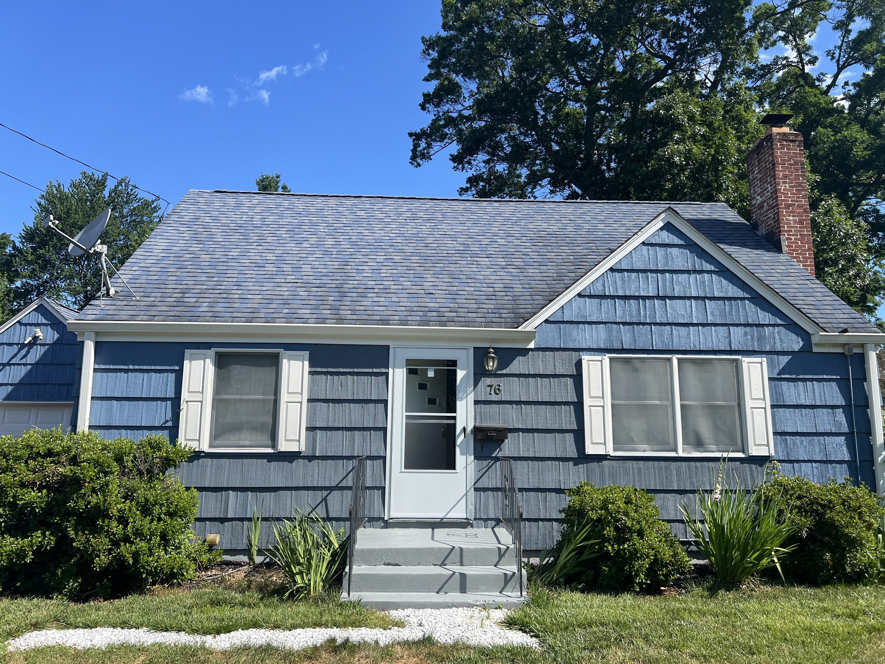 Shadycrest Dr, East Hartford, CT 06118
