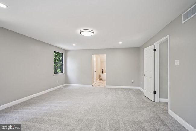 21 Holly Oak Dr, House other with 5 bedrooms, 3 bathrooms and null parking in Voorhees NJ | Image 28