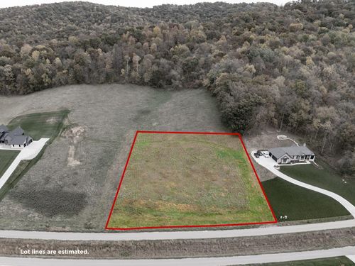 87 Wildwood Valley Rd, Onalaska, WI, 54650 | Card Image