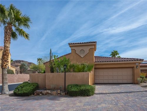 57 Avenza Dr, Henderson, NV, 89011-3153 | Card Image
