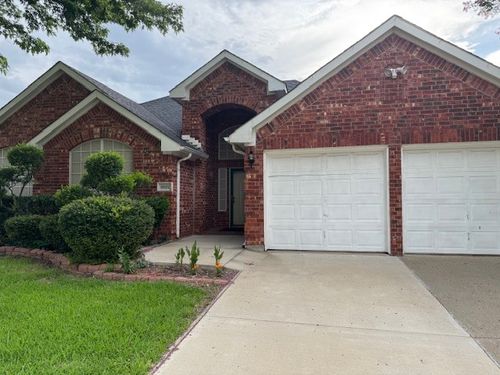 6900 Field Lark Dr, Arlington, TX, 76002-3460 | Card Image