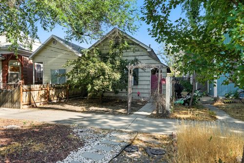 774 100, Salt Lake City, UT, 84104-1003 | Card Image