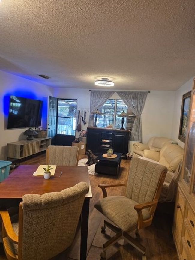 1224 Sw 10 Th St, House other with 2 bedrooms, 1 bathrooms and null parking in Cross City FL | Image 4
