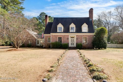 512 E Hill St, Warsaw, NC, 28398-2110 | Card Image