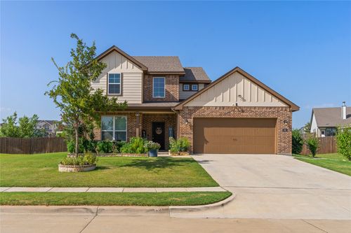 832 Feather Edge Dr, Springtown, TX, 76082-5477 | Card Image