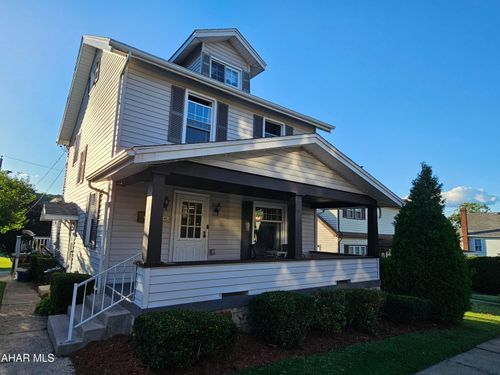 214 23rd Ave, Altoona, PA, 16601-3916 | Card Image