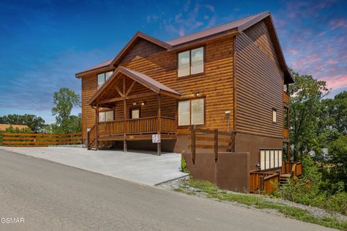782 Bethlehem Way, Sevierville, TN, 37876 | Card Image