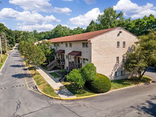 apt-813-26 Cooper Rd, Poughkeepsie, NY, 12603-1671 | Card Image